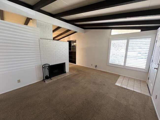 Building Photo - 1208 Tucson Ave