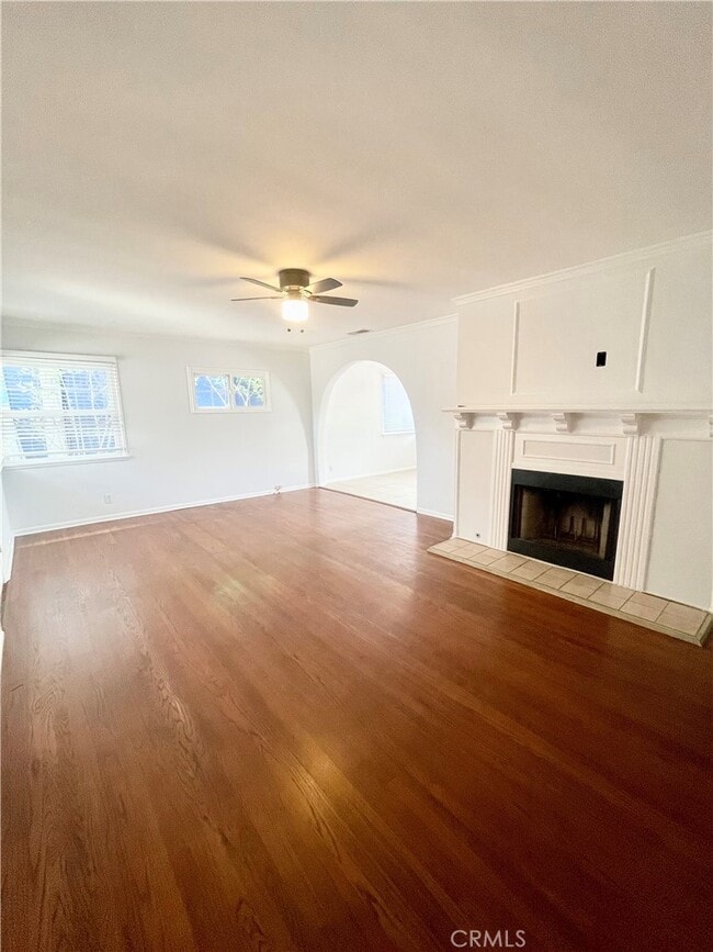 Building Photo - 1121 9th St