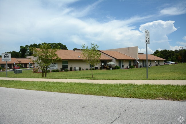 Building Photo - Eustis Apartments