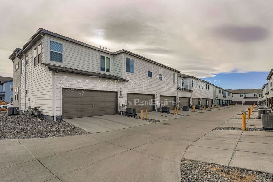 Building Photo - 16259 E Elk Dr