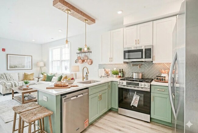 Building Photo - 1220 S 20th St