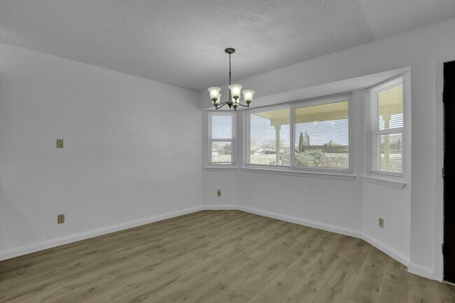 Building Photo - 3452 Tascosa St