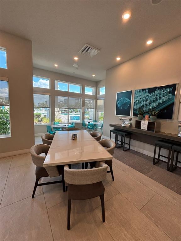 Building Photo - 7740 Sandy Ridge Dr