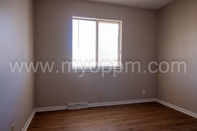 Building Photo - Beautiful 4 Bed 2 Bath Home for Rent in Mi...
