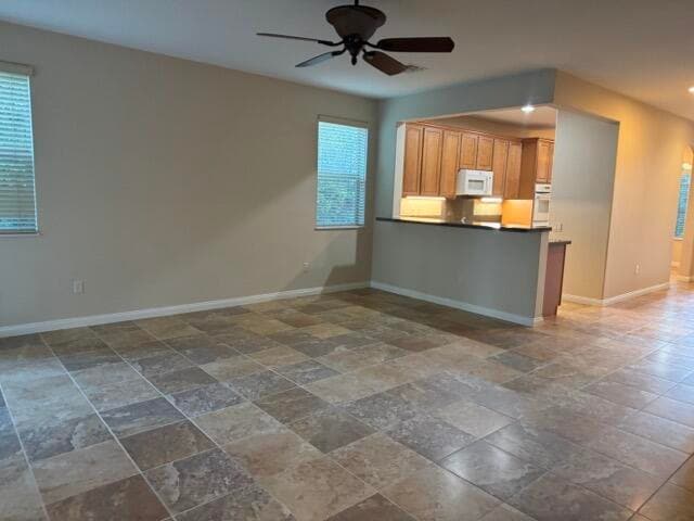 Building Photo - 41556 Via Arbolitos