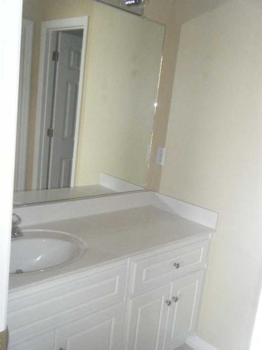 Building Photo - Available Mid August! Centrally Located To...