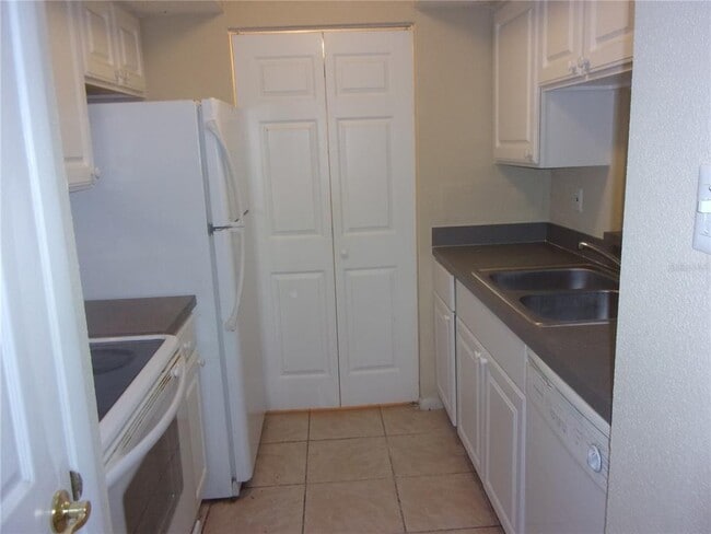 Building Photo - 3716 Idlebrook Cir