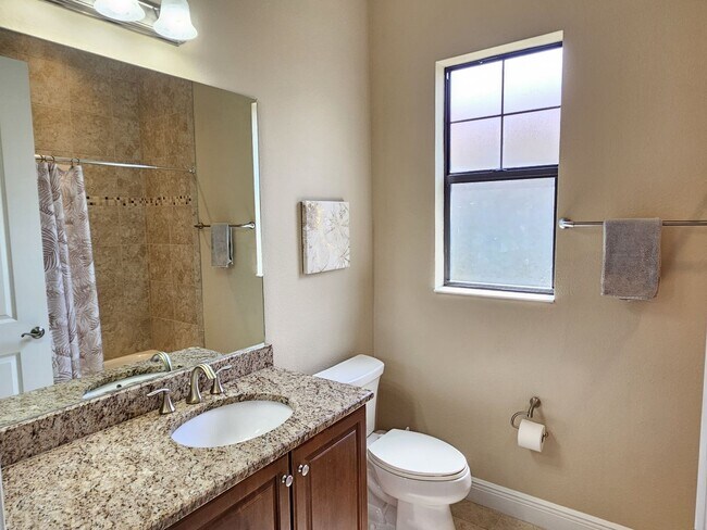 Building Photo - 10361 Crooked Crk Dr