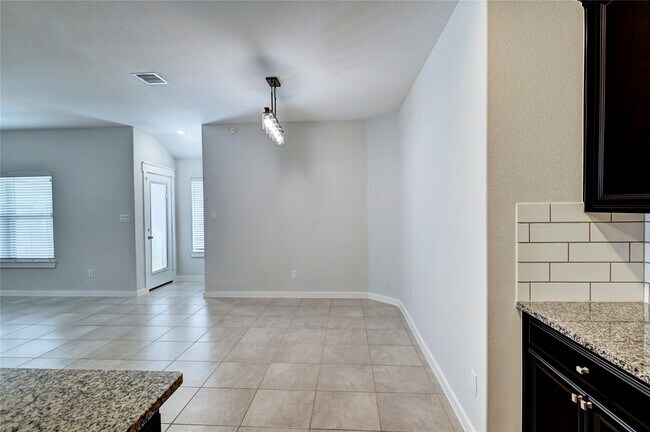 Building Photo - 31702 Casa Linda Dr