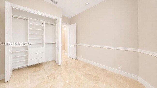Building Photo - 5751 SW 59th St