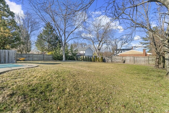 Building Photo - 3100 Franklin St