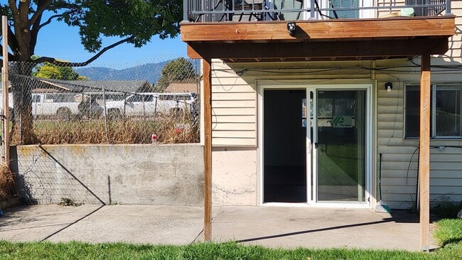 Building Photo - RES4116