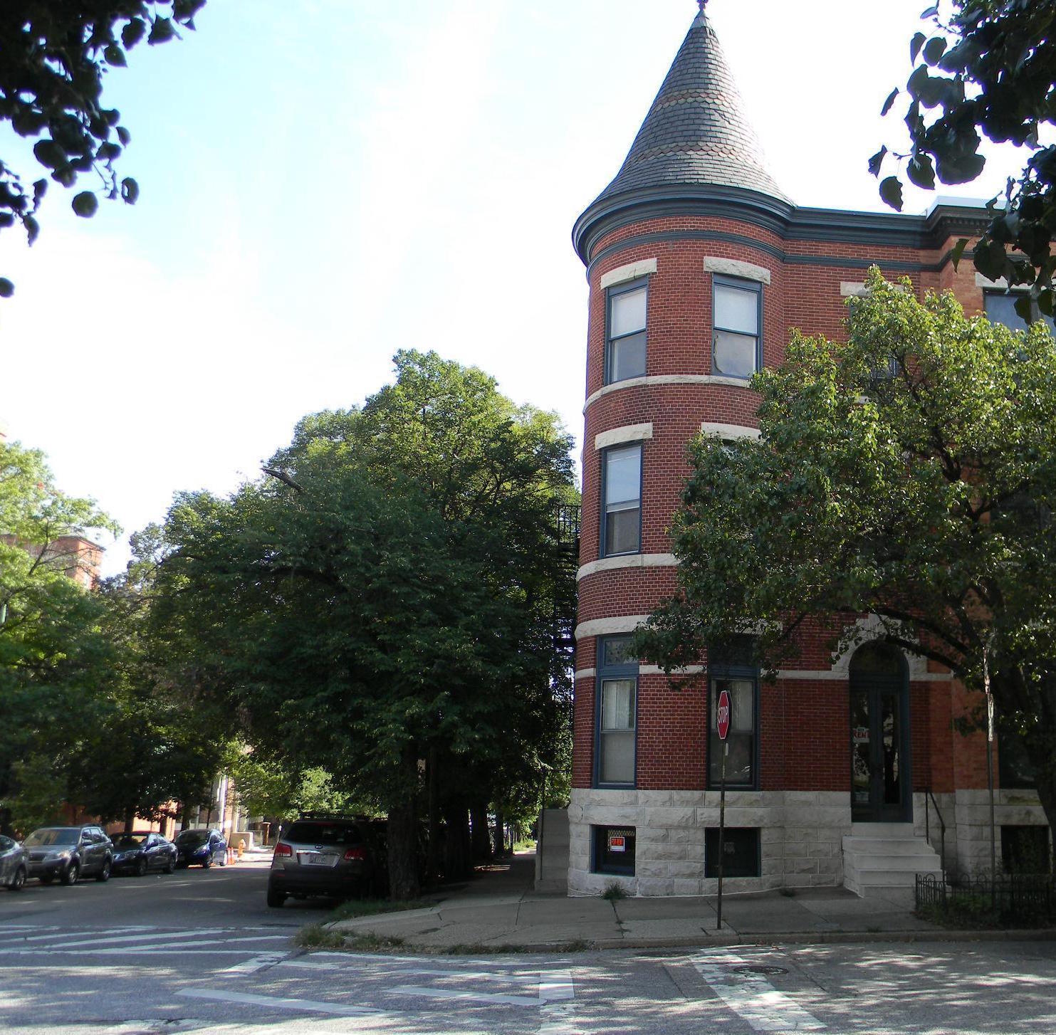 Building Photo - 1331 Park Ave