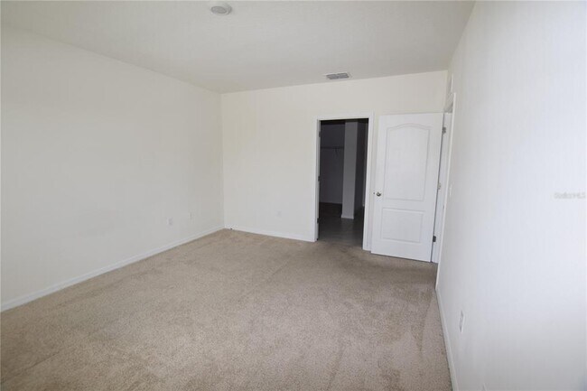 Building Photo - 946 Shady Tree Ln