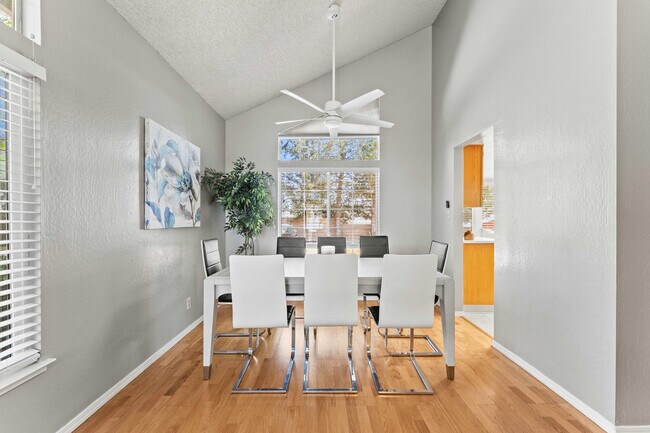Building Photo - 6591 Enchanted Valley Dr