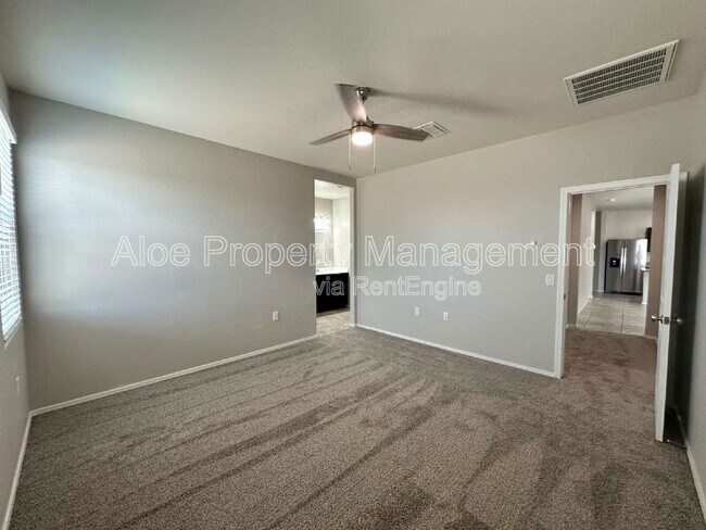 Building Photo - 3066 N Lainey Ln