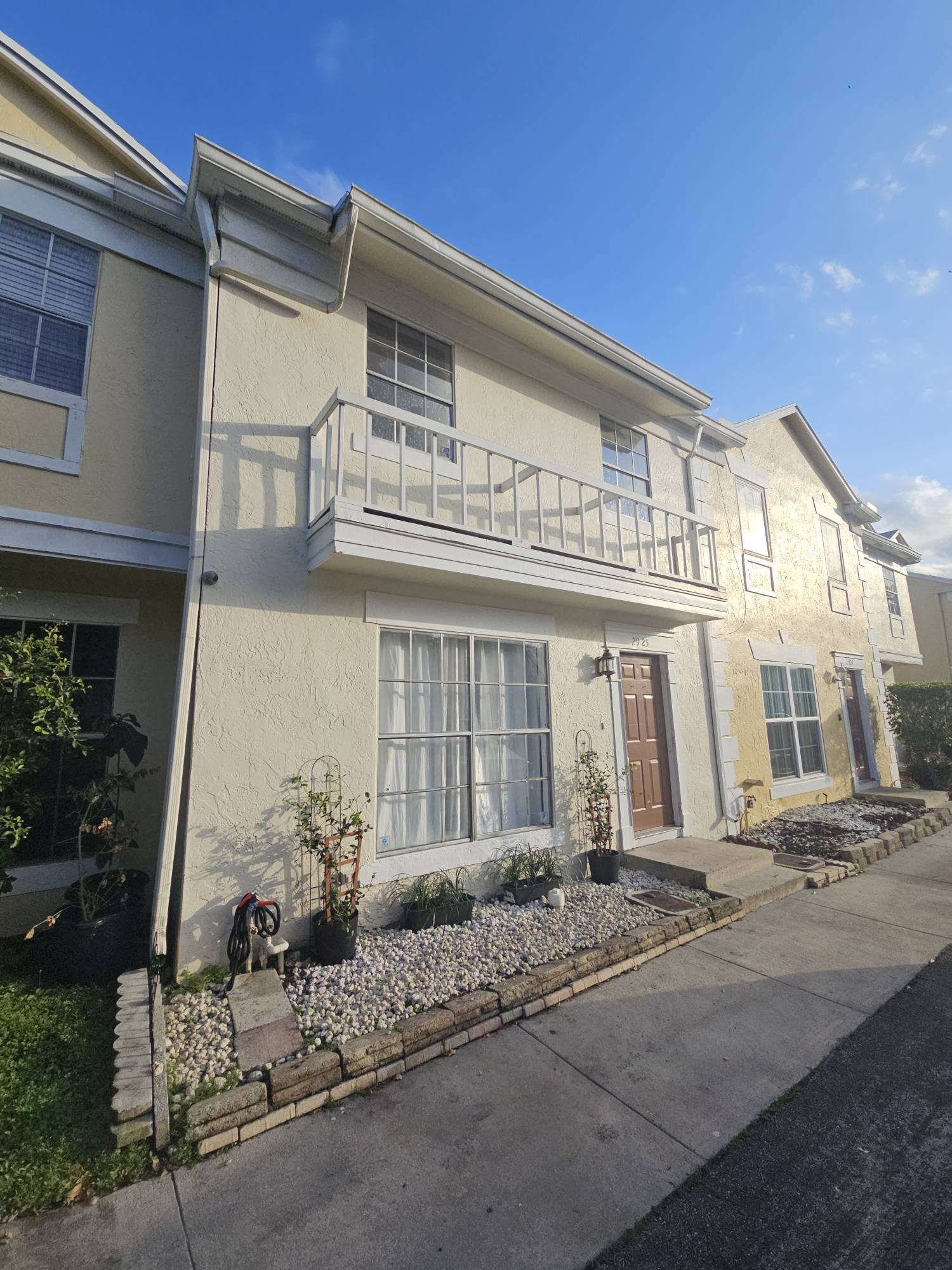 Building Photo - 2925 Belmont Ln