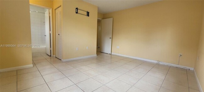 Building Photo - 14911 SW 80th St