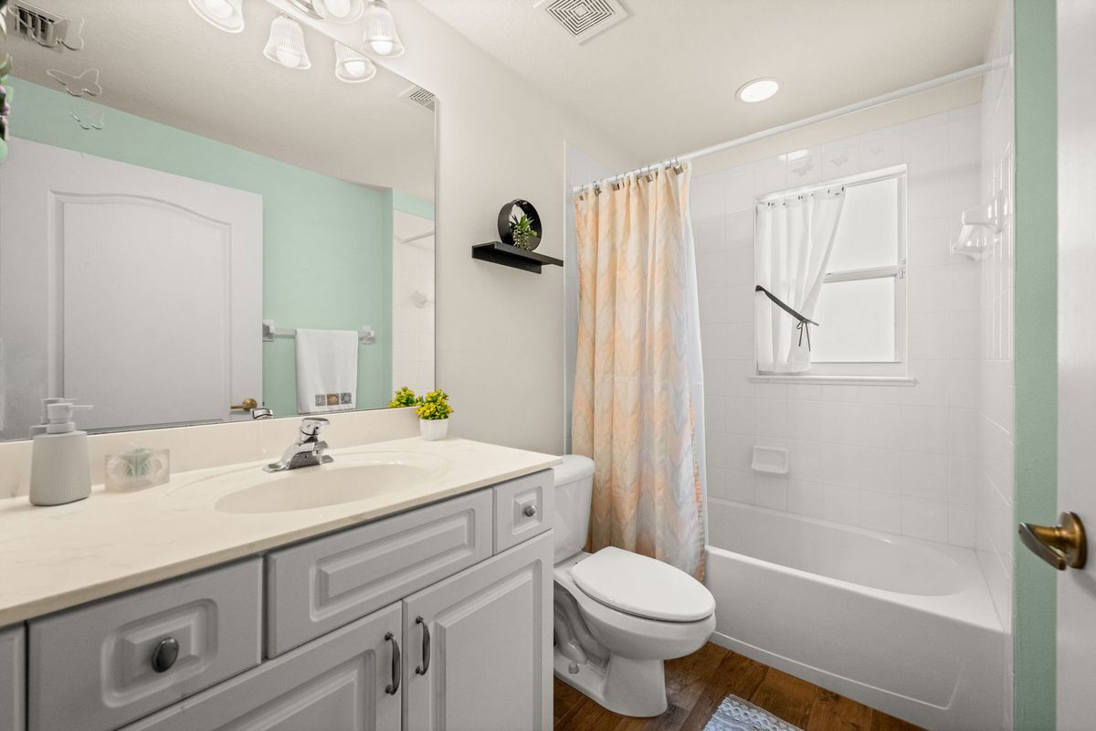 Building Photo - 8167 Ibis Cove Cir