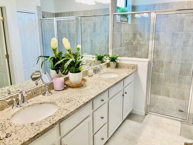 Building Photo - 6515 Clairborne Ln