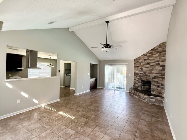 Building Photo - 15914 Mill Hollow Dr