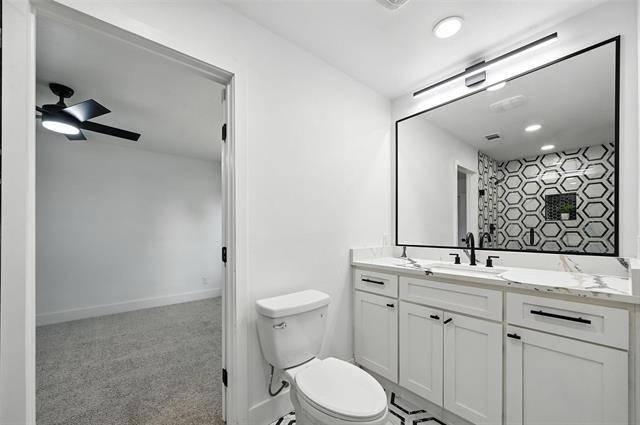 Building Photo - 508 W White Ave