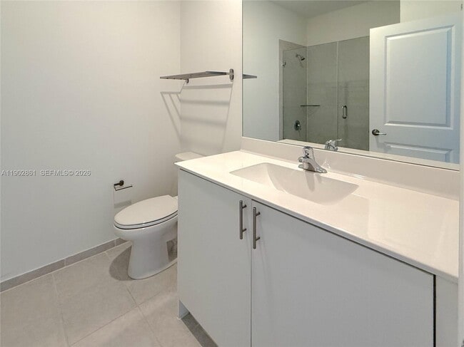 Building Photo - 1060 SE 26th Ter