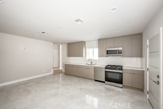 Building Photo - 6148 Morella Ave