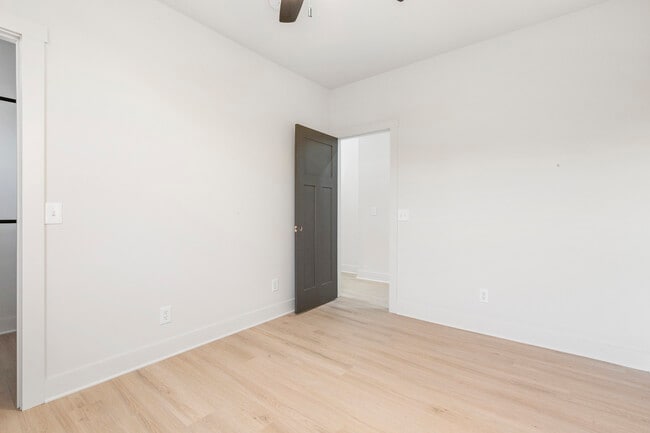 Bedroom-1 - 614 Vincennes St