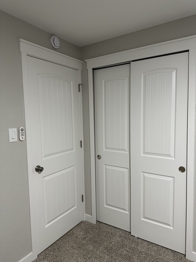 Building Photo - 4102 Maxwell Rd