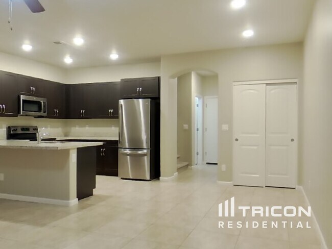 Building Photo - 12573 W Steed Ridge