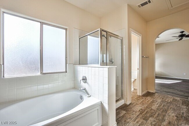 Building Photo - 6709 Kostner St