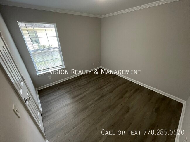 Building Photo - 1040 Thomasville Estates Dr SE