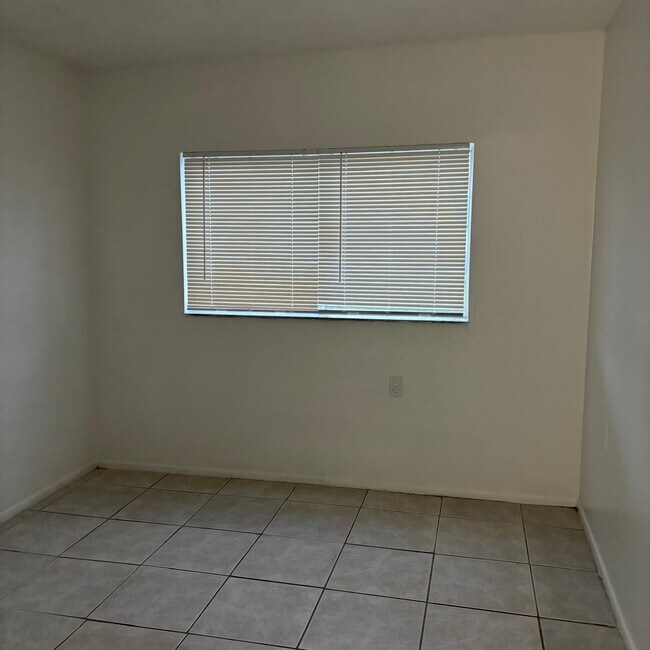 Building Photo - 1151 Lake Terry Dr