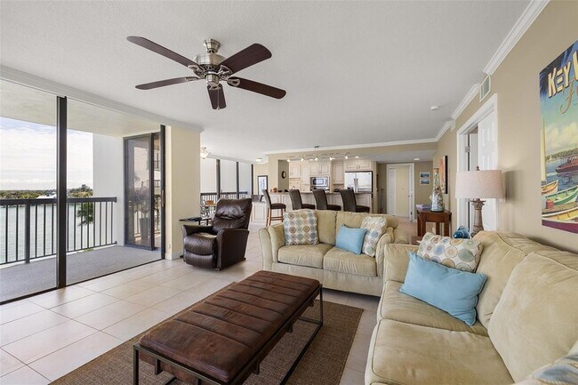 Building Photo - 9425 Blind Pass Rd