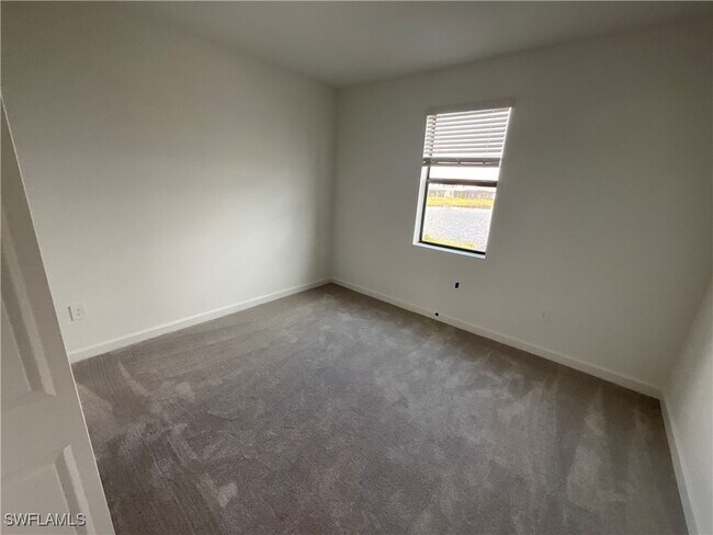 Building Photo - 10755 Timber Creek Dr