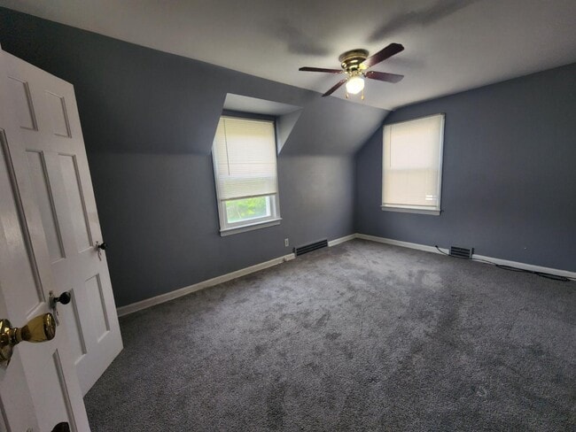 Building Photo - 17204 Walden Ave