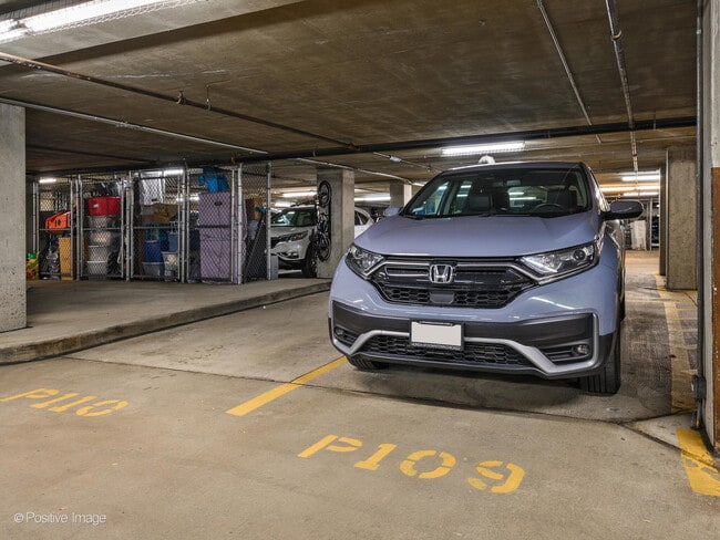 Building Photo - 520 N Halsted St