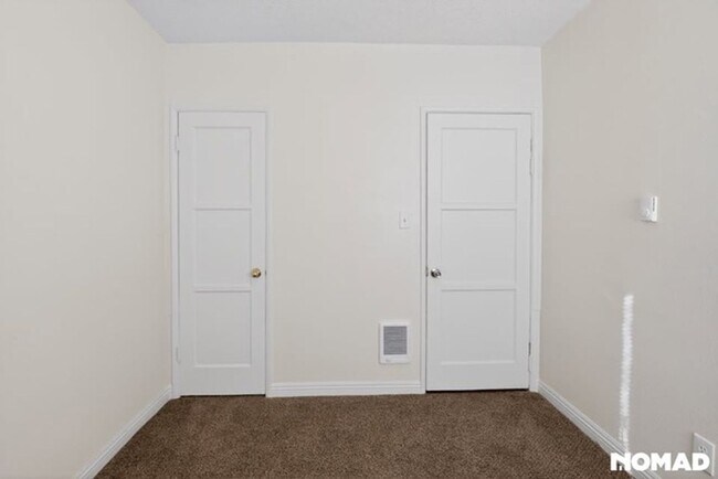 Building Photo - Charming 2 Bedroom 1 Bath Apartment For Rent