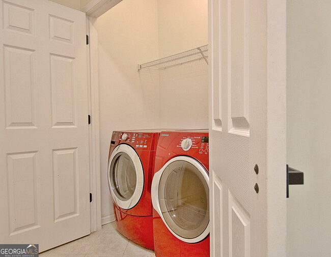 Building Photo - 110 Freeman Forest Dr