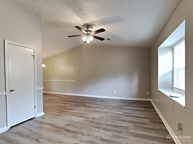 Building Photo - 4073 Red Laurel Way SW