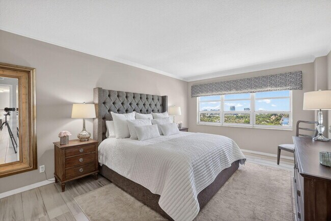 Building Photo - 2500 E Las Olas Blvd