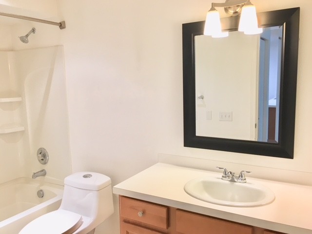 REMODELED BATHROOMS! - 12329 Roosevelt Way NE