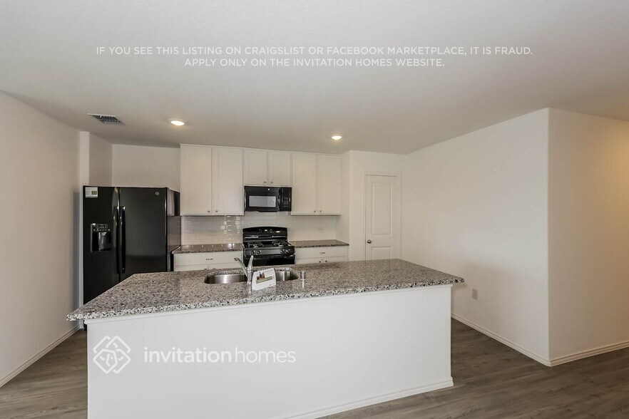 Building Photo - 4056 Mountain Meadow Rd
