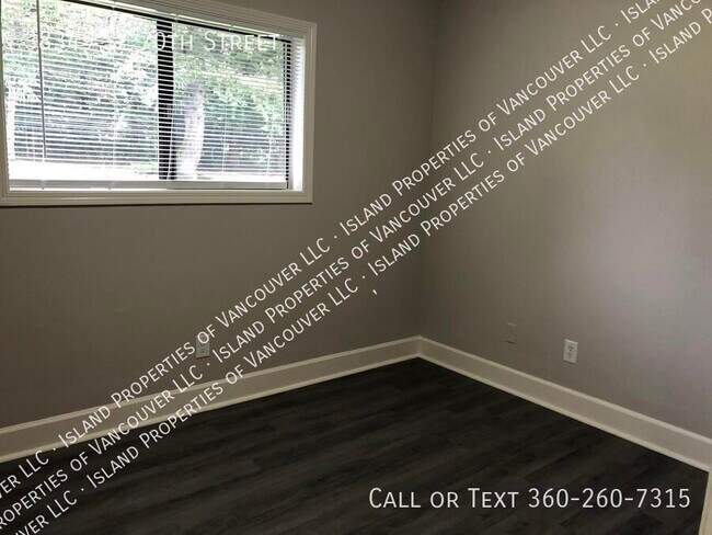 Building Photo - 38349 SE 70th St