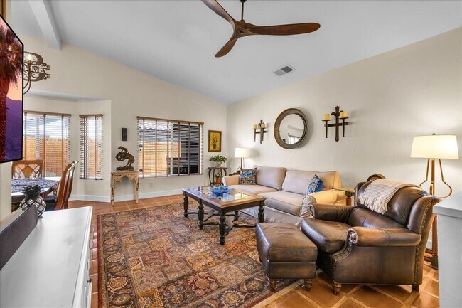 Building Photo - 79595 Marigold Ln