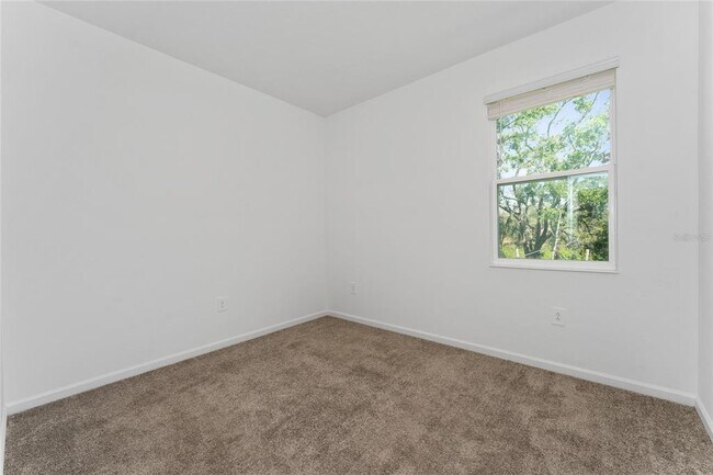 Building Photo - 860 Daring Dr
