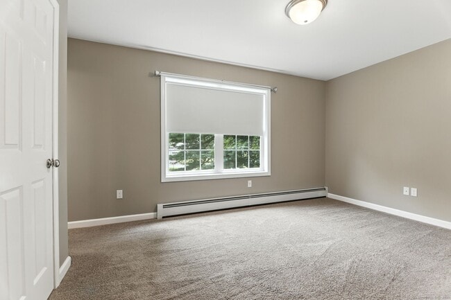 Building Photo - 221 Griffin Rd