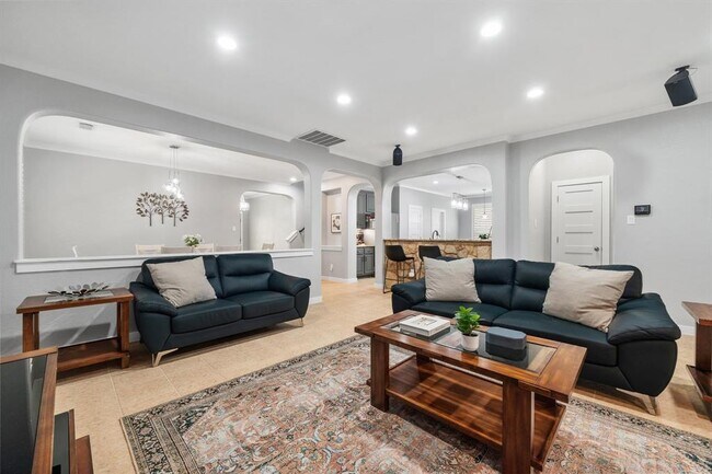 Building Photo - 10820 Sky Rock Dr