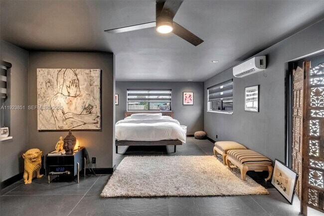 Building Photo - 530 NW 39th St